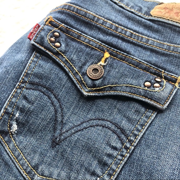 Levi's Denim - SOLD! LEVI’S 515 Bootcut Studded Flap Pocket Jeans- Sz 6